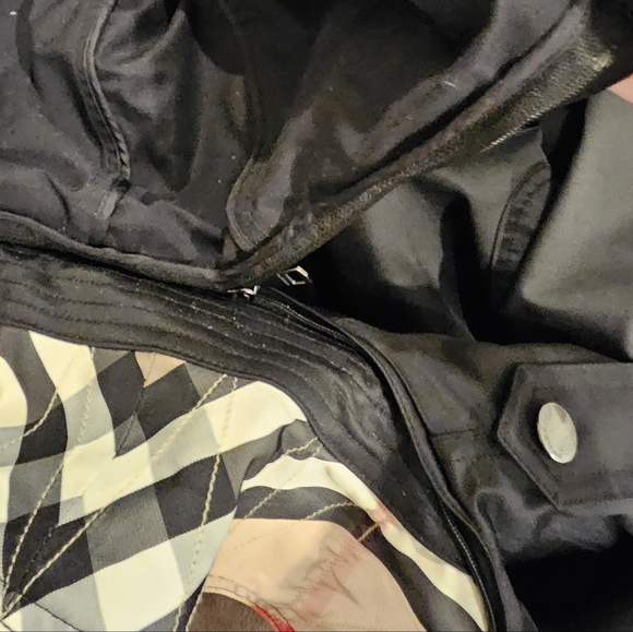 BURBERRY Black Removable Hood Trench Coat with Plaid Double Lining - Picture 9 of 9